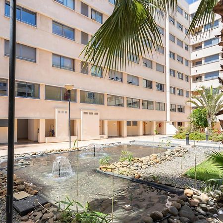 Malaga Centro Maria Zambrano Apartment Luaran gambar