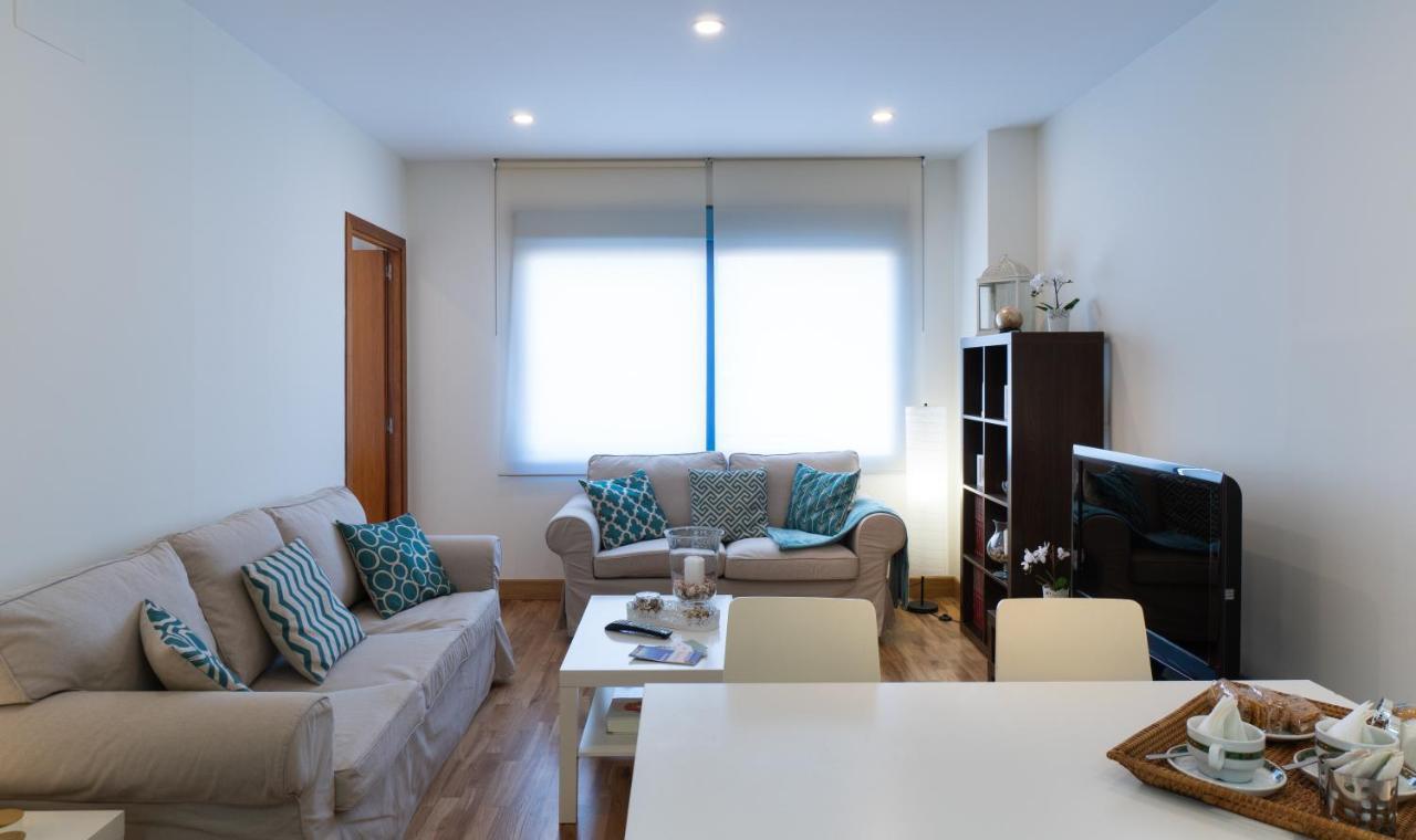 Malaga Centro Maria Zambrano Apartment Luaran gambar