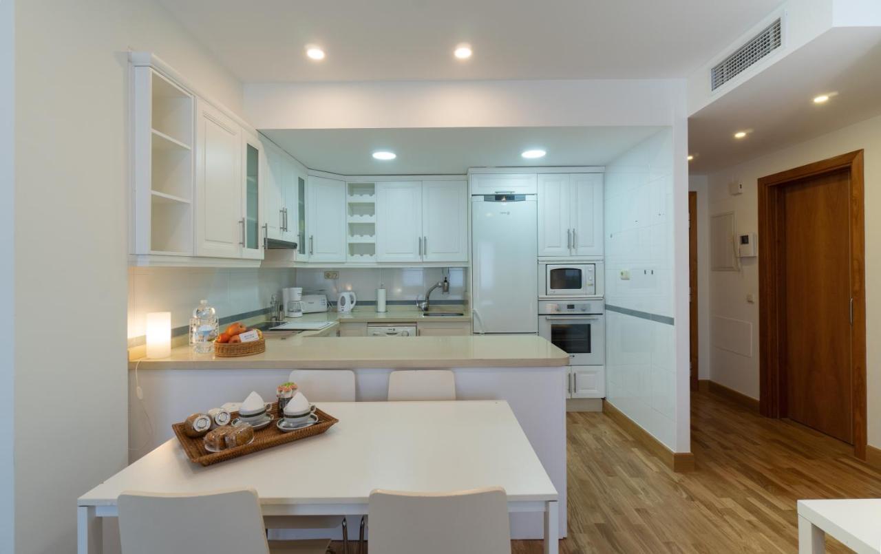 Malaga Centro Maria Zambrano Apartment Luaran gambar