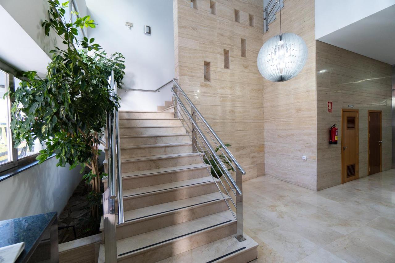 Malaga Centro Maria Zambrano Apartment Luaran gambar