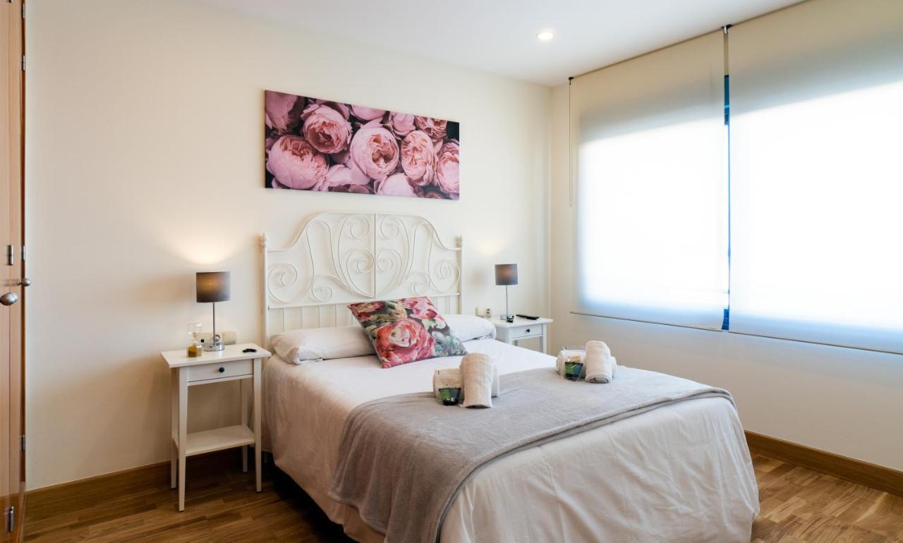 Malaga Centro Maria Zambrano Apartment Luaran gambar